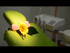 Luz dental de la silla